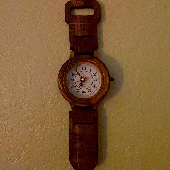 Wall clock - Picture 1 of 1